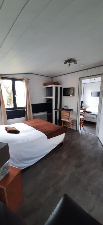 Logis Auberge Des Aulnettes Hérouville-Saint-Clair Zewnętrze zdjęcie