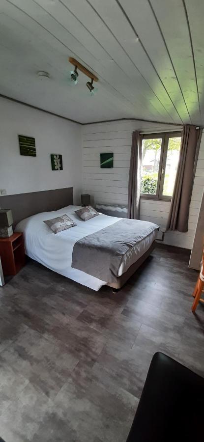 Logis Auberge Des Aulnettes Hérouville-Saint-Clair Zewnętrze zdjęcie