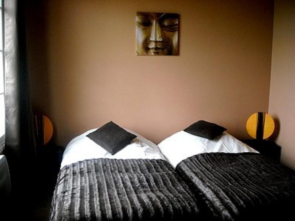 Logis Auberge Des Aulnettes Hérouville-Saint-Clair Zewnętrze zdjęcie