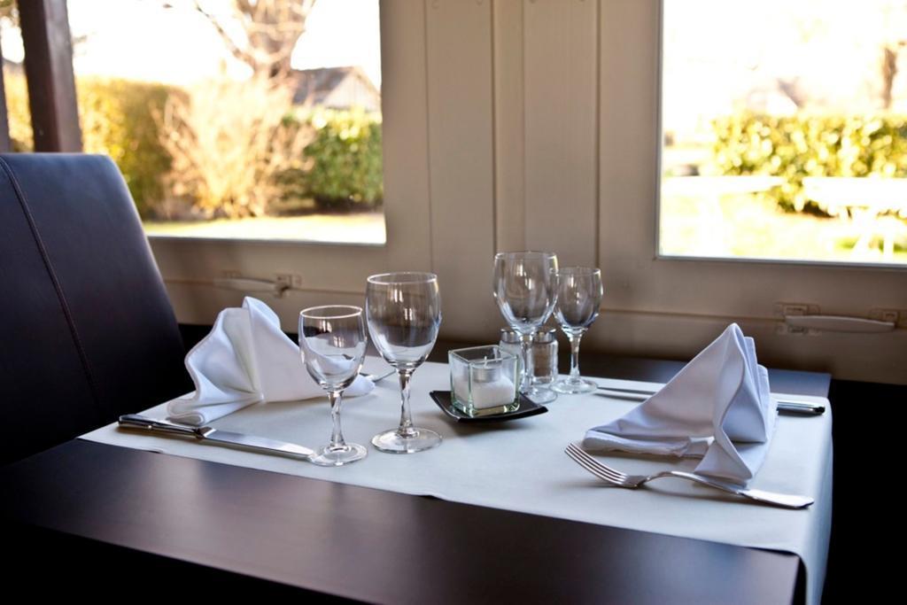 Logis Auberge Des Aulnettes Hérouville-Saint-Clair Zewnętrze zdjęcie