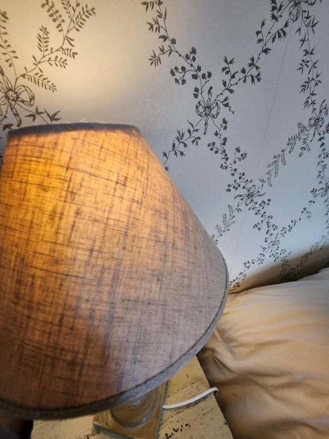 Logis Auberge Des Aulnettes Hérouville-Saint-Clair Zewnętrze zdjęcie